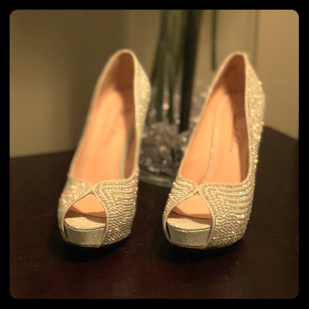 Brand new diamond shoes